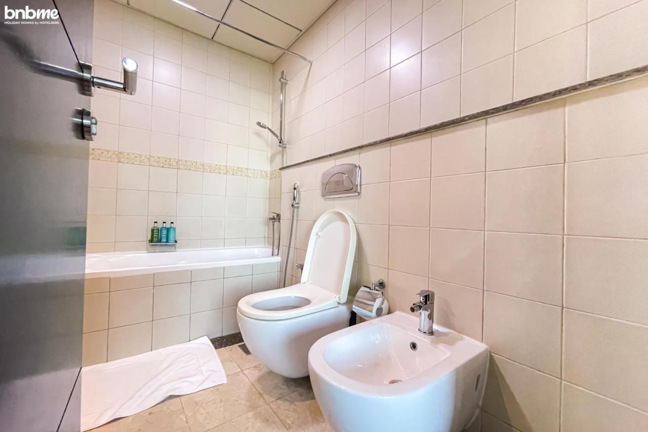 Bnbme - Bay Central Apartment Dubai Luaran gambar