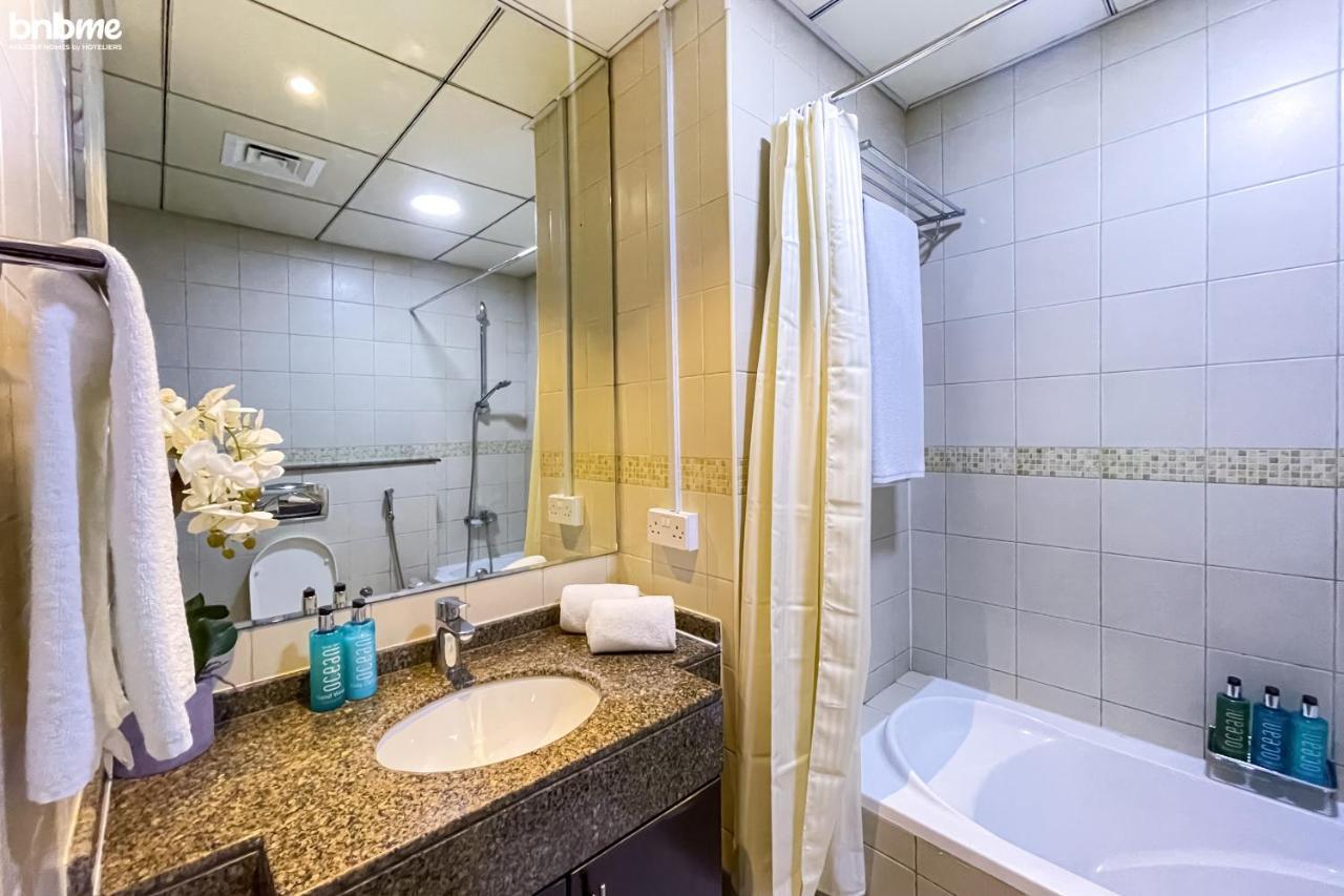Bnbme - Bay Central Apartment Dubai Luaran gambar
