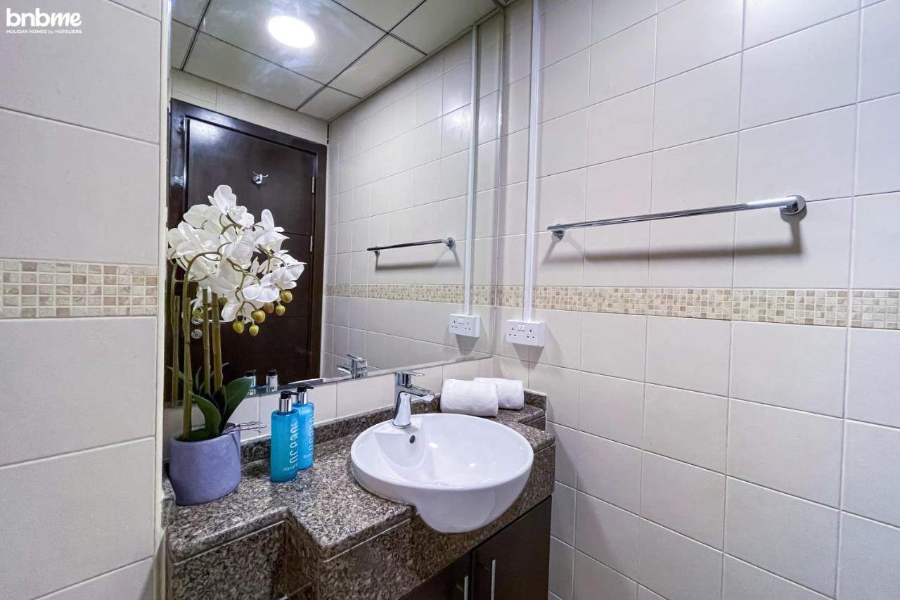 Bnbme - Bay Central Apartment Dubai Luaran gambar